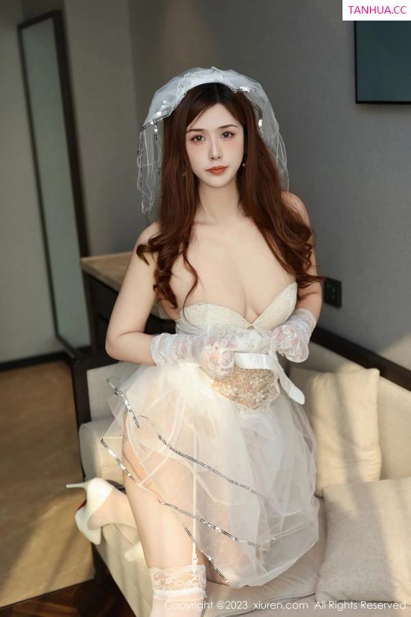 月野兔美妞 贵贵Isabelle [XiuRen]高清写真图 2023.12.20 No.7834 月野兔美妞 婚纱美腿第30张图片